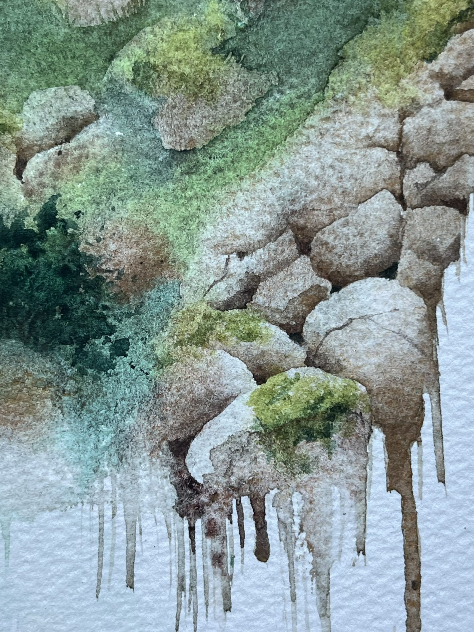 Felsformationen mit Wasserfall – Bild 5